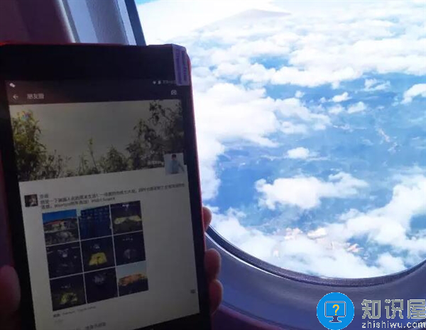 飞行途中可以发微信朋友圈啦，简直是“飞”一般的感觉！