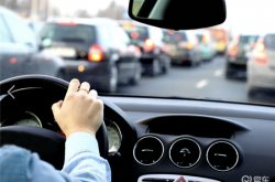 汽车机油多久需要更换？这些维修小常识你知道吗？